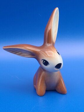 Vintage Goebel W Germany KT803 Brown Long Eared Bunny Rabbit Figurine